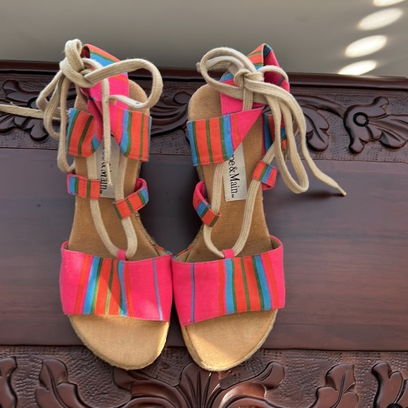 Monroe & Main Shoes - Monroe & Main Tie Wedges